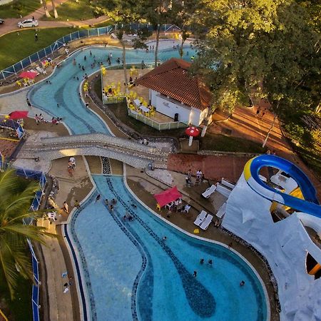 Hotel Hacienda Campestre Melgar Eksteriør billede