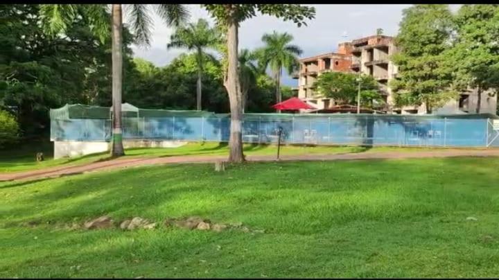 Hotel Hacienda Campestre Melgar Eksteriør billede
